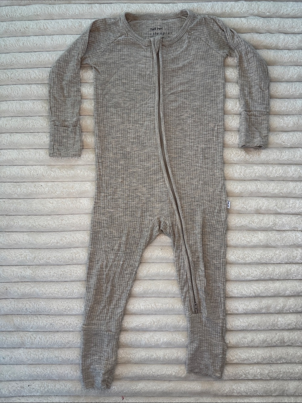 Little Sleepies Heather Stone Ribbed Zippy